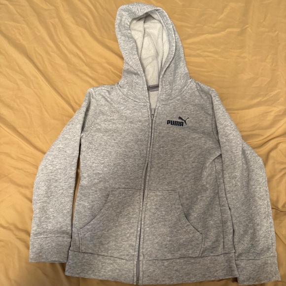 set puma for kids sweater and pants with red/blue on side of pants full zipper - Picture 2 of 9